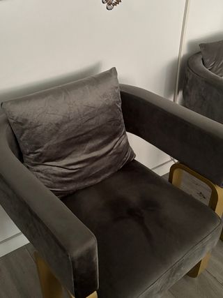 Sillas de terciopelo y metal dorado