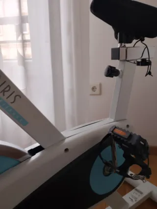 Bicicleta Estática AIRIS