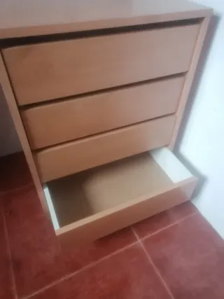 Cajonera de madera para armario