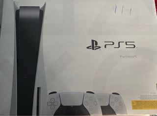 PS5 con Mando y Juego