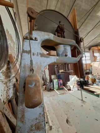 Sierra de Cinta Industrial Carpintería