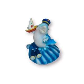 Estatueta Golfinho Marinheiro Azul