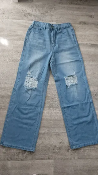 Pack 3 Vaqueros + 1 Pantalón