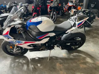 BMW S1000RR