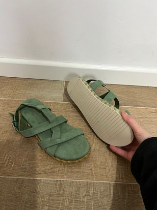 Sandalias verdes