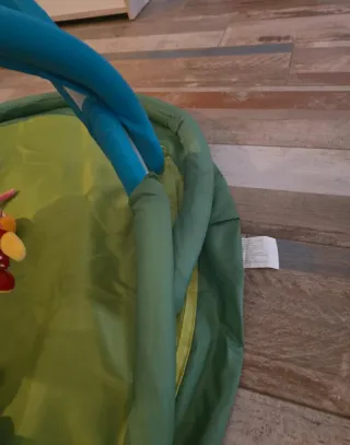 Manta de juegos para bebé con gimnasio