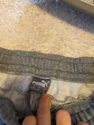 Pantalones deportivos Puma grises