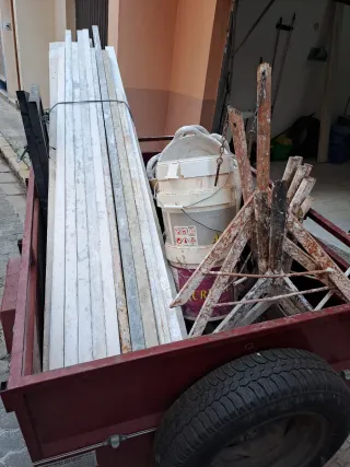 Andamio y herramientas de construcción