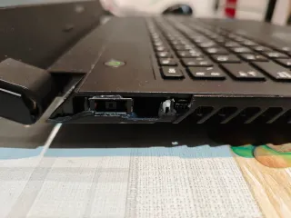 Portátil Lenovo B50-70