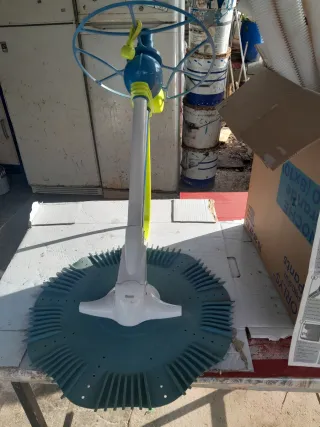 Limpiafondos piscina nuevo