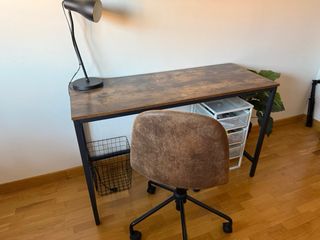 Escritorio y Silla Estilo Industrial