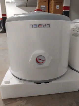 Termo Eléctrico CABEL 30L (1 mes uso)