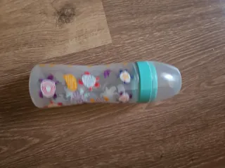 Lote 2 biberones + taza bebé