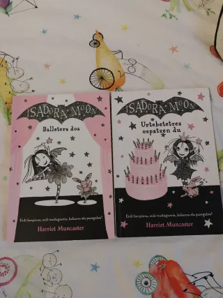 4 Libros Isadora Moon euskara