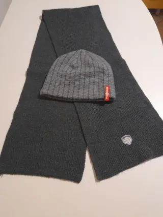 Sciarpa e berretto grigio bambino