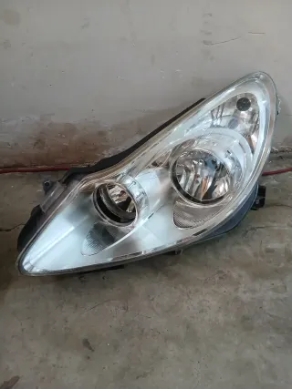 Faros Opel Corsa D año 2007