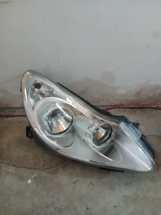 Faros Opel Corsa D año 2007