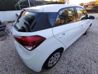 Hyundai i20 2016