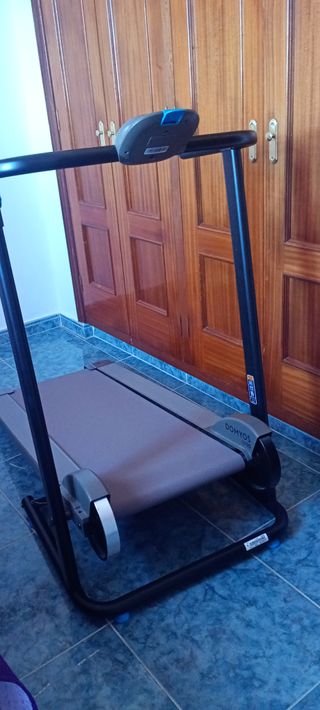 Cinta de correr sin uso