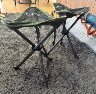 • Cocina/armario  • Armario hinchable • Taburetes