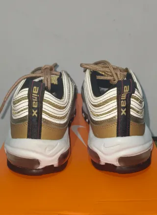 Zapatillas Nike Air Max, mujer, doradas, t. 37.5