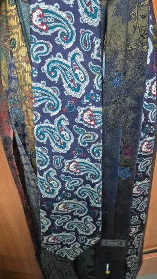 Lote 15 corbatas estampadas