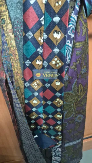 Lote 15 corbatas estampadas