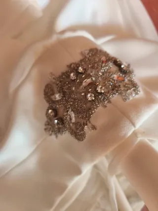 Vestido de Novia Largo con Cola