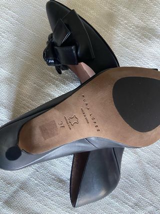 Zapatos de tacón Pura Lopez negros