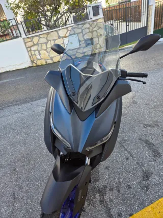 Yamaha Xmax 300cc Maxiscooter Automática