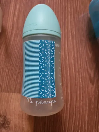 Lote 2 biberones + vaso aprendizaje bebé