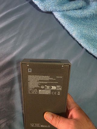 Samsung Galaxy Z Flip 7 Caja