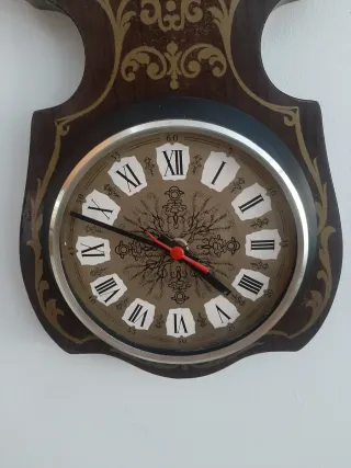 Estación Meteorológica antigua madera