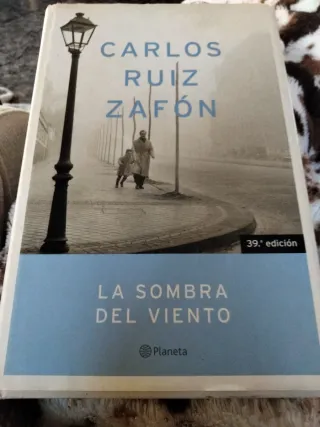 La Sombra del Viento (Autores Espanoles e Ibero...