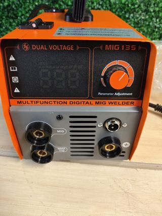 Soldadora Digital MIG 135