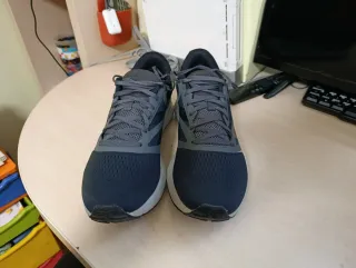 Zapatilla Reebok Energen Tech Plus 2 Negra/Gris