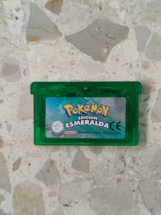 Pokemon Edición Esmeralda - Game Boy Advance