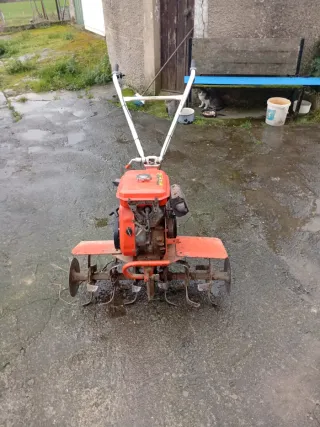 Motocultor marca kubota 3.9cv, funciona y anda