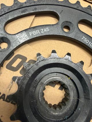 Plato 45T y Piñón 16T Ktm 890 Adv R