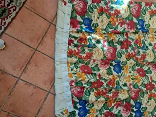 Cortinas de lino con estampado floral