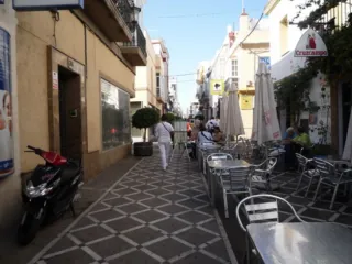 Se alquila vivienda calle san rafael