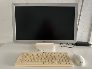 LG Chromebase Ordenador de Mesa Plata/Blanco