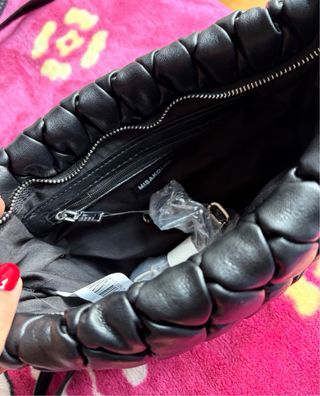 Bolso Misako negro acolchado