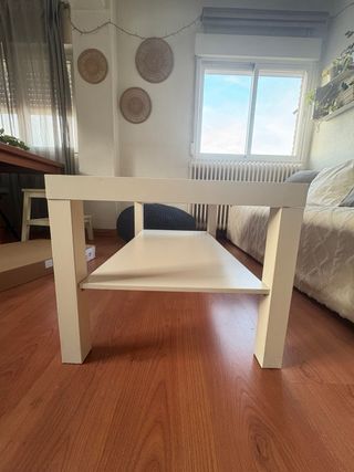 Mesa auxiliar Ikea blanca