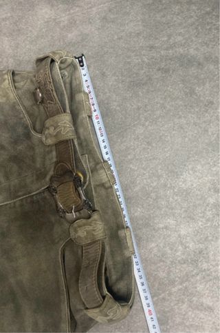 Pantalón de piel alta calidad.