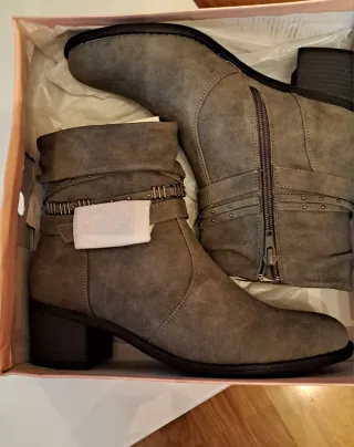 Botines grises mujer