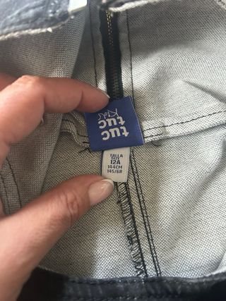 Vestido Tuctuc Negro con Estampado Multicolor