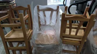 Salón comedor madera y tela