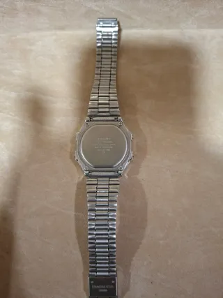 Reloj Casio A168WE Plata