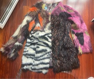 Abrigo Custo pelo multicolor .